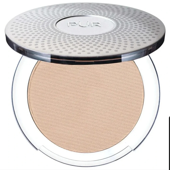 Pur Other - PUR (PurMinerals) 4 in 1 Pressed Mineral Makeup Broad Spectrum SPF 15 #LN6 Light